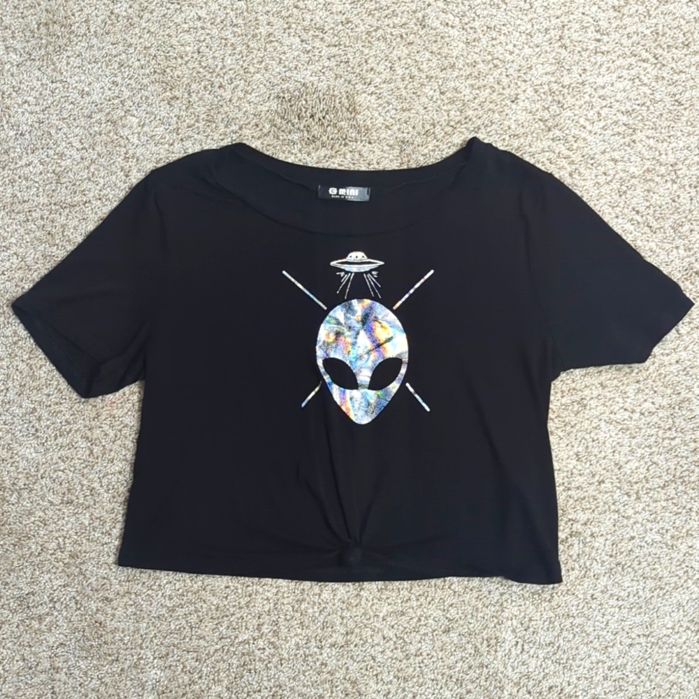 Alien Shirt Black Size Medium Crop